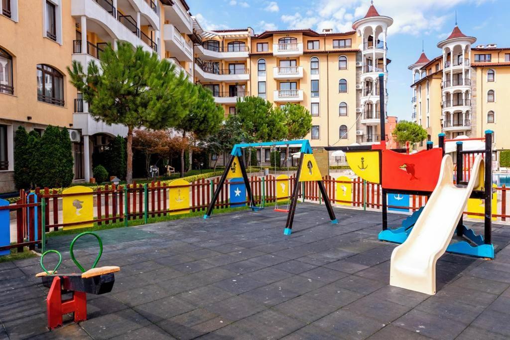 Holiday Apartcomplex Royal Sun Słoneczny Brzeg Zewnętrze zdjęcie